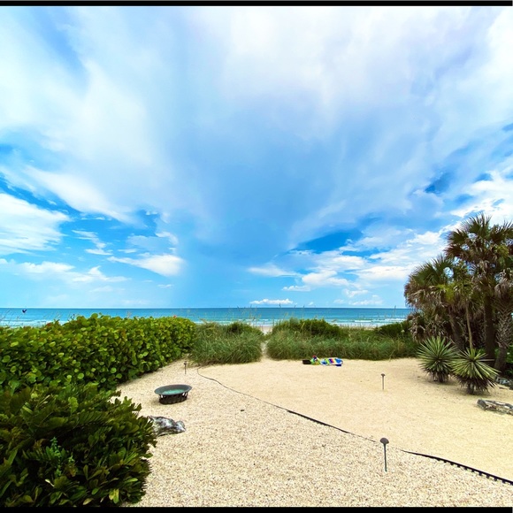 Meet your Posher - Picture 1 of 1